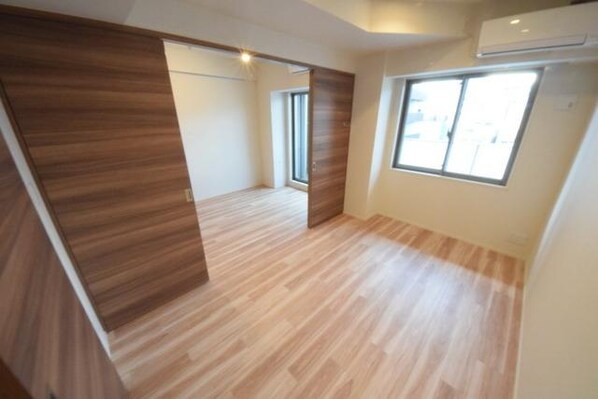 ザ・パークハビオ上野レジデンスの物件内観写真